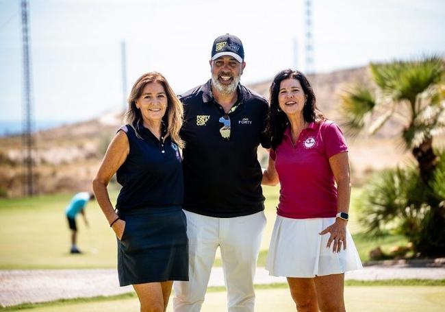 De izquierda a dcha Yolanda Jarne, Emilio Del Barrio y Patricia Smyth